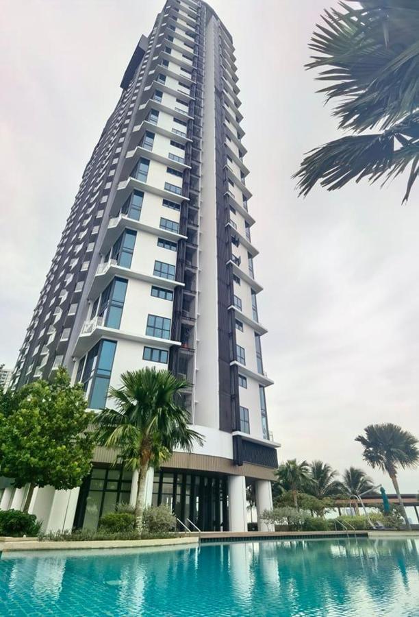 C1113 Almas Suites Galaxy Space Netflix By Stay Nusajaya  Luaran gambar